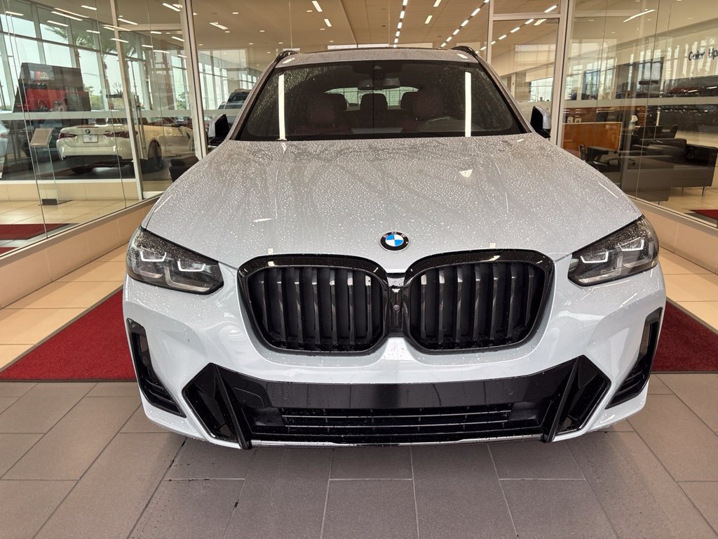 Used 2024 BMW X3 xDrive30i w/ M Sport Package AWD/4WD image 2