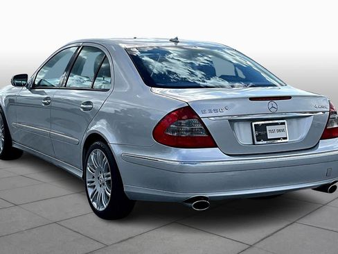 Used 2007 Mercedes-Benz E 350 4MATIC Sedan image 11