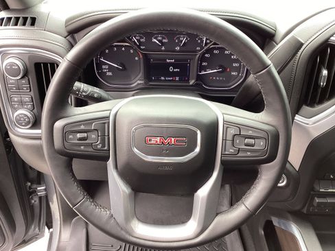Used 2022 GMC Sierra 1500 SLT w/ SLT Convenience Package image 15