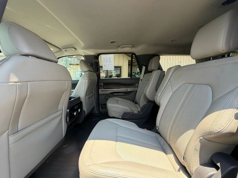 Used 2021 Ford Expedition Limited w/ Cargo Package RWD image 21