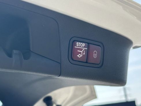 Certified 2025 Mercedes-Benz GLA 250 image 22