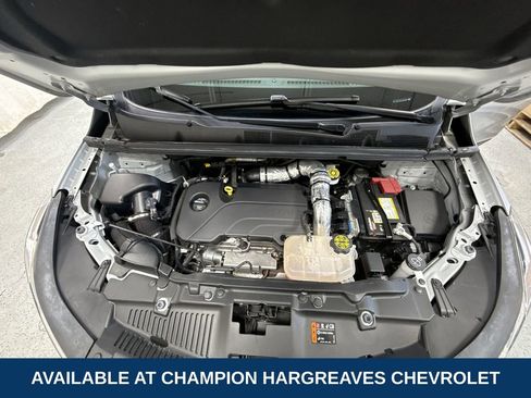 Certified 2022 Chevrolet Trax LT w/ LT Convenience Package image 38