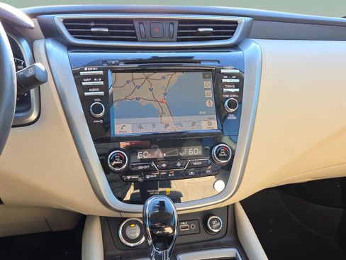 Used 2020 Nissan Murano Platinum image 24
