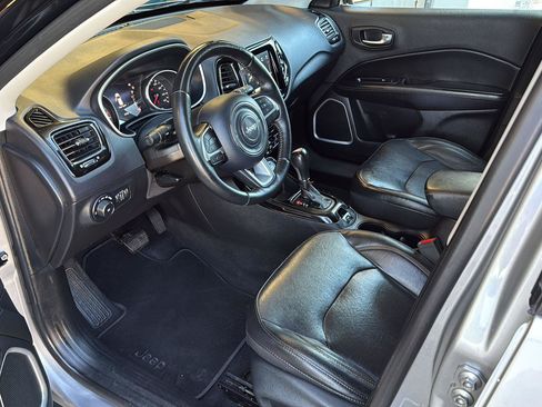 Used 2018 Jeep Compass Limited w/ Safe & Security Group FWD image 21