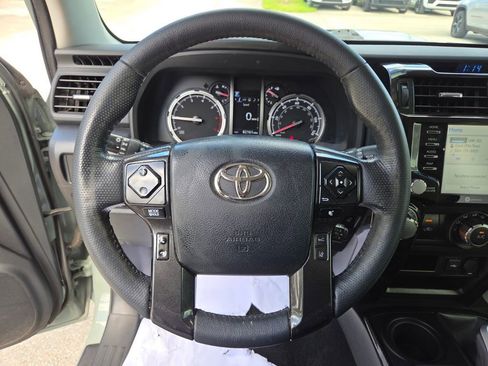 Used 2023 Toyota 4Runner TRD Off-Road Premium w/ Moonroof Package AWD/4WD image 28