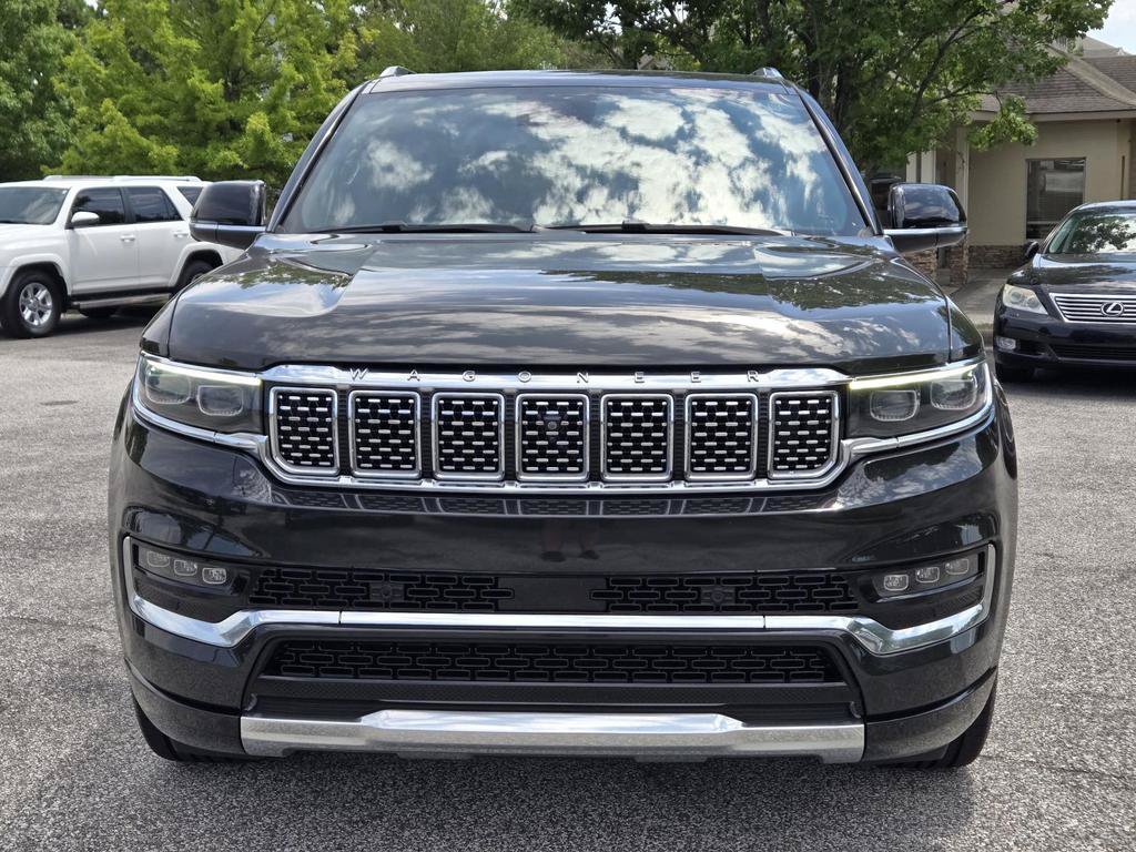 Used 2023 Jeep Grand Wagoneer 4WD image 2