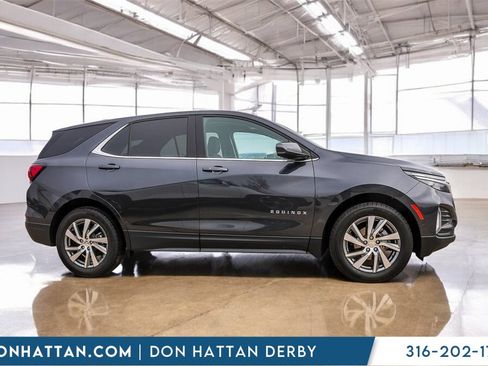 Used 2023 Chevrolet Equinox LT image 33