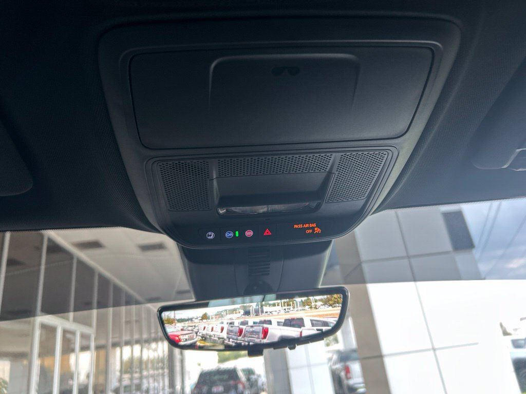 Used 2026 GMC Acadia Elevation FWD image 22