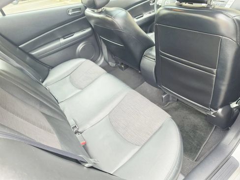 Used 2009 MAZDA MAZDA6 i Touring w/ Moonroof & Bose Pkg FWD image 12