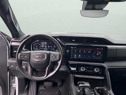 Used 2024 GMC Sierra 1500 AT4X AWD/4WD image 18
