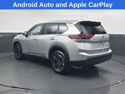 Used 2025 Nissan Rogue SV AWD/4WD image 6
