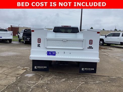 New 2025 GMC Sierra 3500 Pro w/ Convenience Package image 6