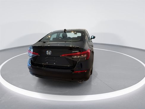 Used 2024 Honda Civic Sport image 7