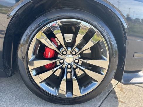 Used 2014 Dodge Challenger SRT8 w/ Harman/Kardon Audio Group image 13