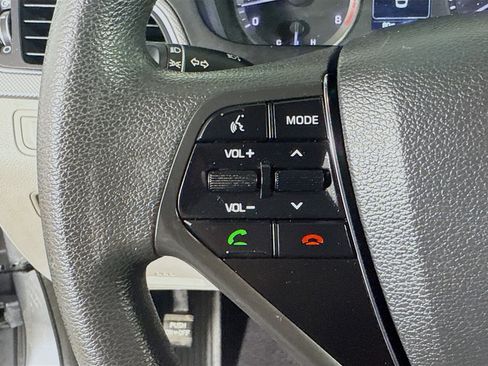 Used 2016 Hyundai Sonata SE image 14