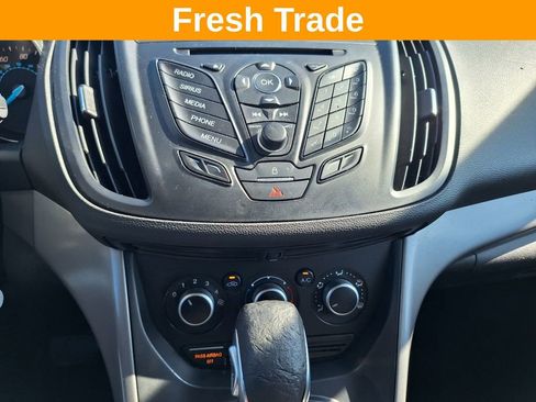 Used 2016 Ford Escape SE image 17