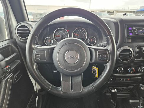 Used 2018 Jeep Wrangler Unlimited Sport S image 19