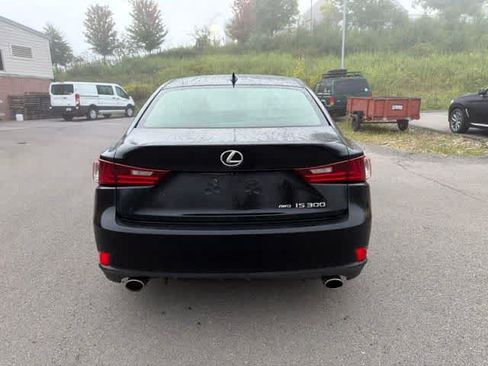 Used 2016 Lexus IS 300 AWD w/ Premium Package image 10