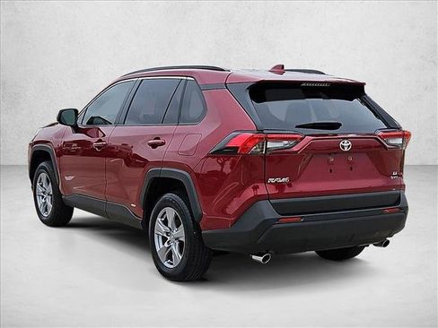 Used 2025 Toyota RAV4 LE AWD/4WD image 8