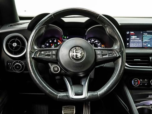 Used 2023 Alfa Romeo Stelvio Ti AWD/4WD image 23