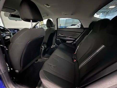 Used 2021 Hyundai Elantra SEL w/ Convenience Package FWD image 15