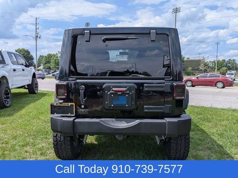 Used 2015 Jeep Wrangler Unlimited Rubicon w/ Dual Top Group AWD/4WD image 4