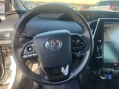 Used 2021 Toyota Prius Prime Limited w/ Carpet Mat Package (TMS) FWD image 19