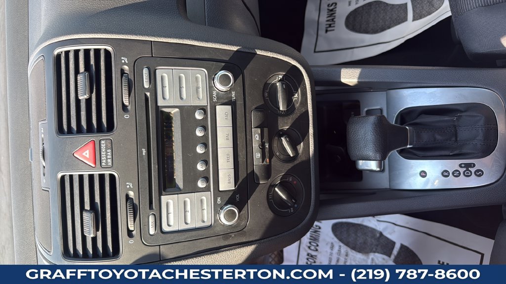 Used 2007 Volkswagen Rabbit 2-Door FWD image 19