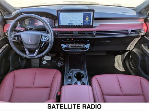 New 2025 Lincoln Corsair Grand Touring image 11