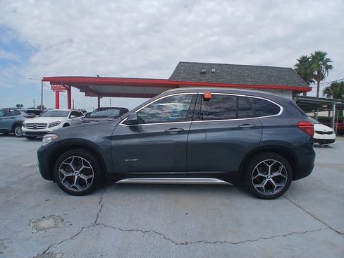 Used 2016 BMW X1 xDrive28i AWD/4WD image 5