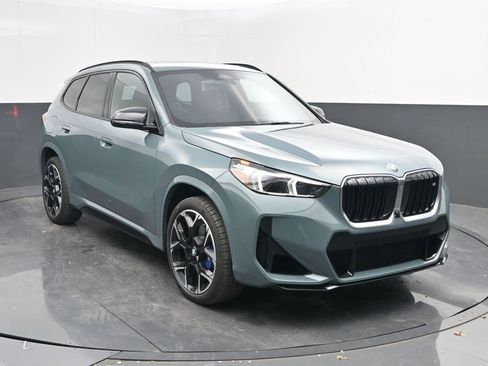 Certified 2025 BMW X1 M35i w/ Premium Package image 9