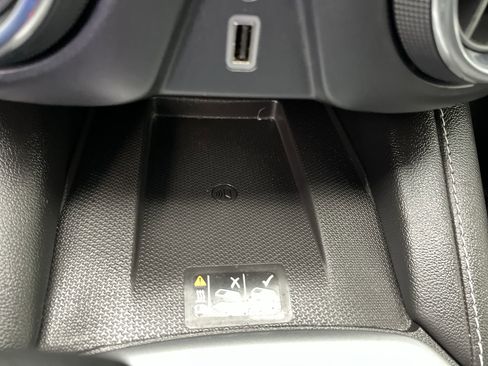 Certified 2024 Chevrolet Blazer LT w/ Convenience Package image 27