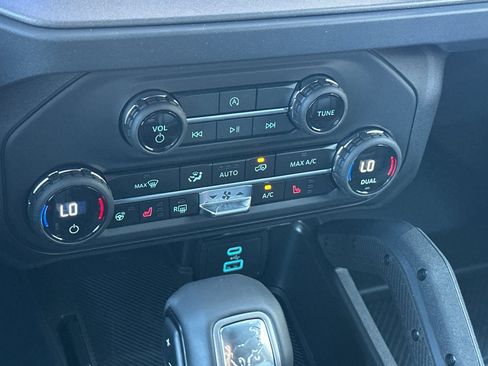 New 2025 Ford Bronco Badlands w/ Sasquatch Package image 20