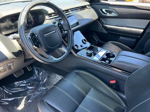 Used 2018 Land Rover Range Rover Velar R-Dynamic SE AWD/4WD image 24