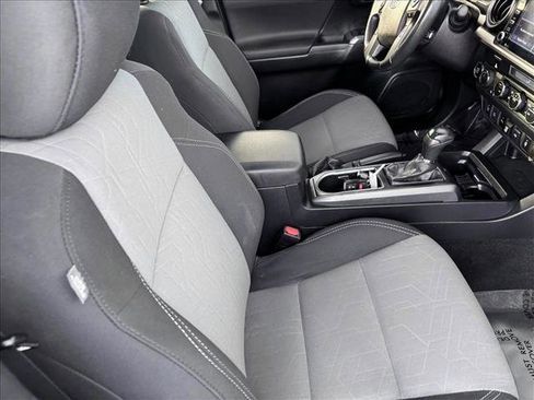 Certified 2021 Toyota Tacoma TRD Off-Road w/ Technology Package image 19