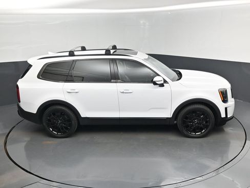 Used 2022 Kia Telluride EX w/ EX Premium Package AWD/4WD image 13