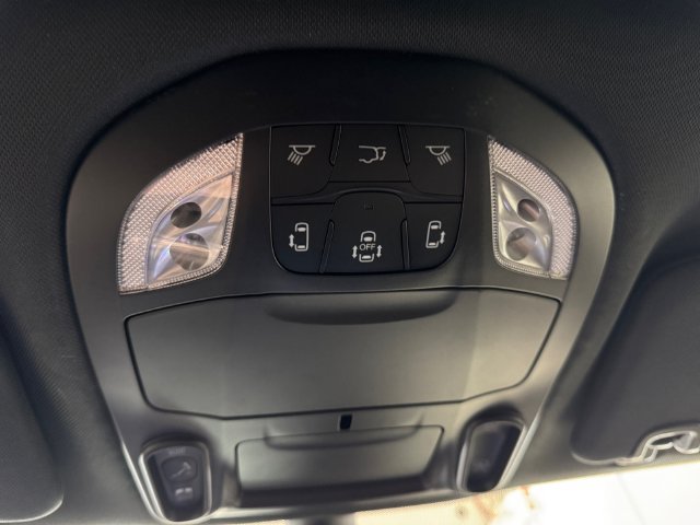New 2026 Chrysler Pacifica Select AWD/4WD image 24