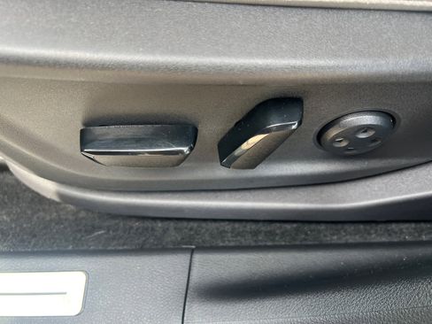 Certified 2023 Nissan Ariya AWD image 19