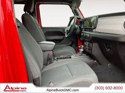 Used 2024 Jeep Wrangler Unlimited Sport AWD/4WD image 15