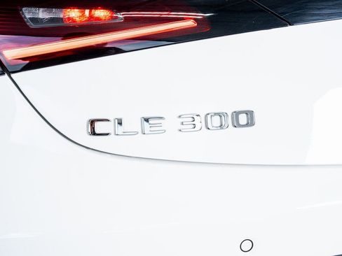Used 2024 Mercedes-Benz CLE 300 4MATIC Coupe image 25