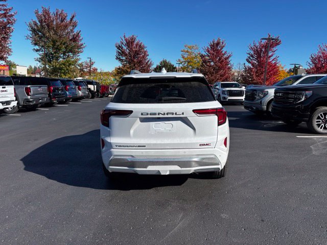 Used 2026 GMC Terrain Denali w/ LPO, Floor Liner Package AWD/4WD image 7
