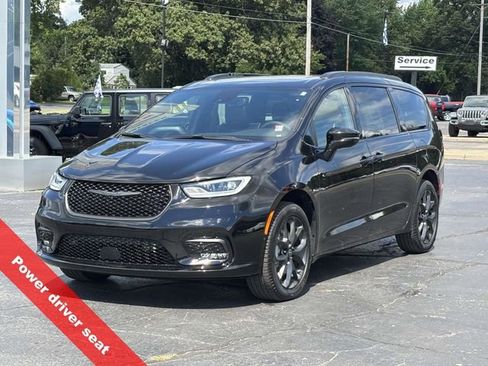 New 2026 Chrysler Pacifica Limited w/ S Appearance Package image 38