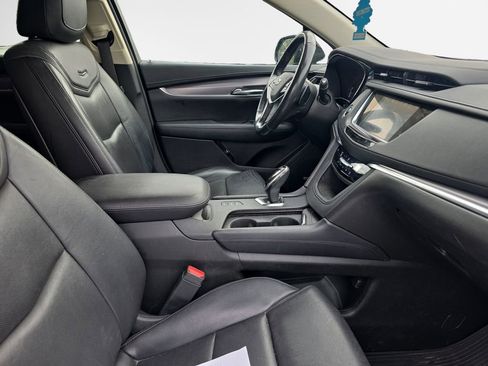 Used 2019 Cadillac XT5 Luxury image 25