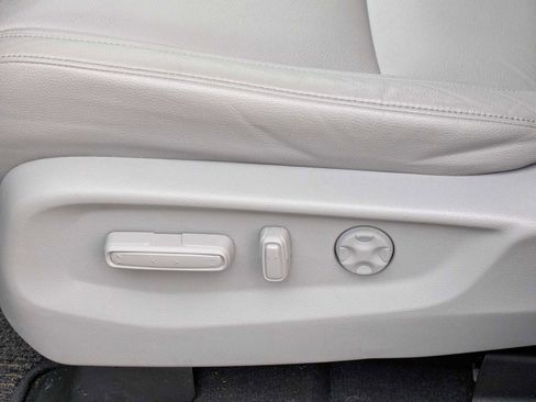 Certified 2023 Honda Odyssey Touring image 16