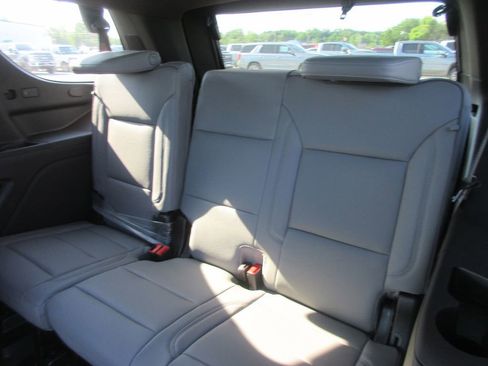 New 2026 GMC Yukon Elevation w/ Elevation Premium Package AWD/4WD image 12