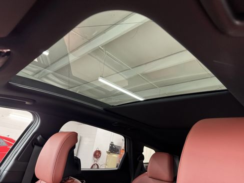 New 2026 Kia Sportage SX image 18