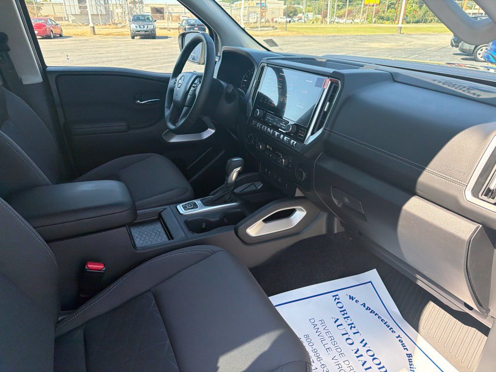 Certified 2026 Nissan Frontier SV w/ SV Convenience Package AWD/4WD image 14