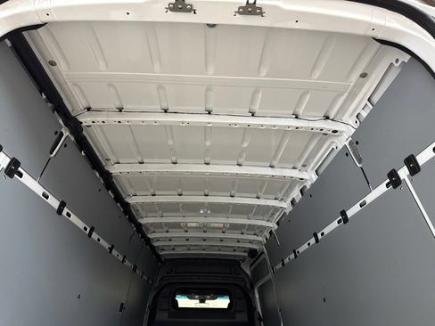 Used 2026 Mercedes-Benz Sprinter 2500 image 23