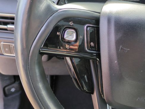 Used 2021 Lincoln Corsair Grand Touring image 17