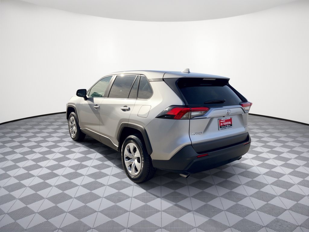 Used 2025 Toyota RAV4 LE AWD/4WD image 3